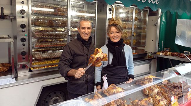 Photo de commerçant sur un marché