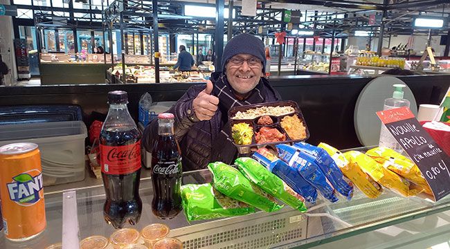 Photo de commerçant sur un marché