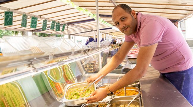 Photo de commerçant sur un marché