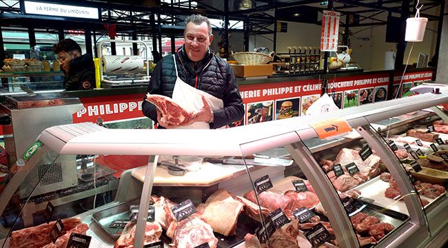 Photo de commerçant sur un marché